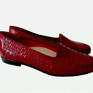 Trotters Women Liz Loafer Size 8.5 M Leather Woven Flats Classic Slip On Career